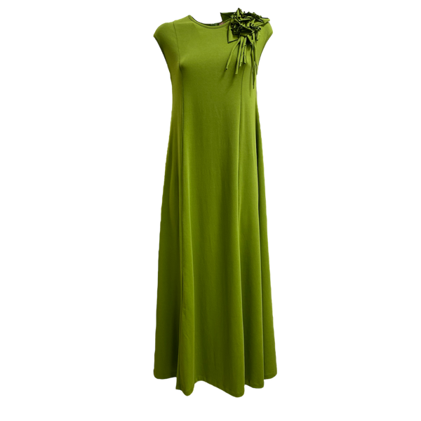 Abito con spilla fiore